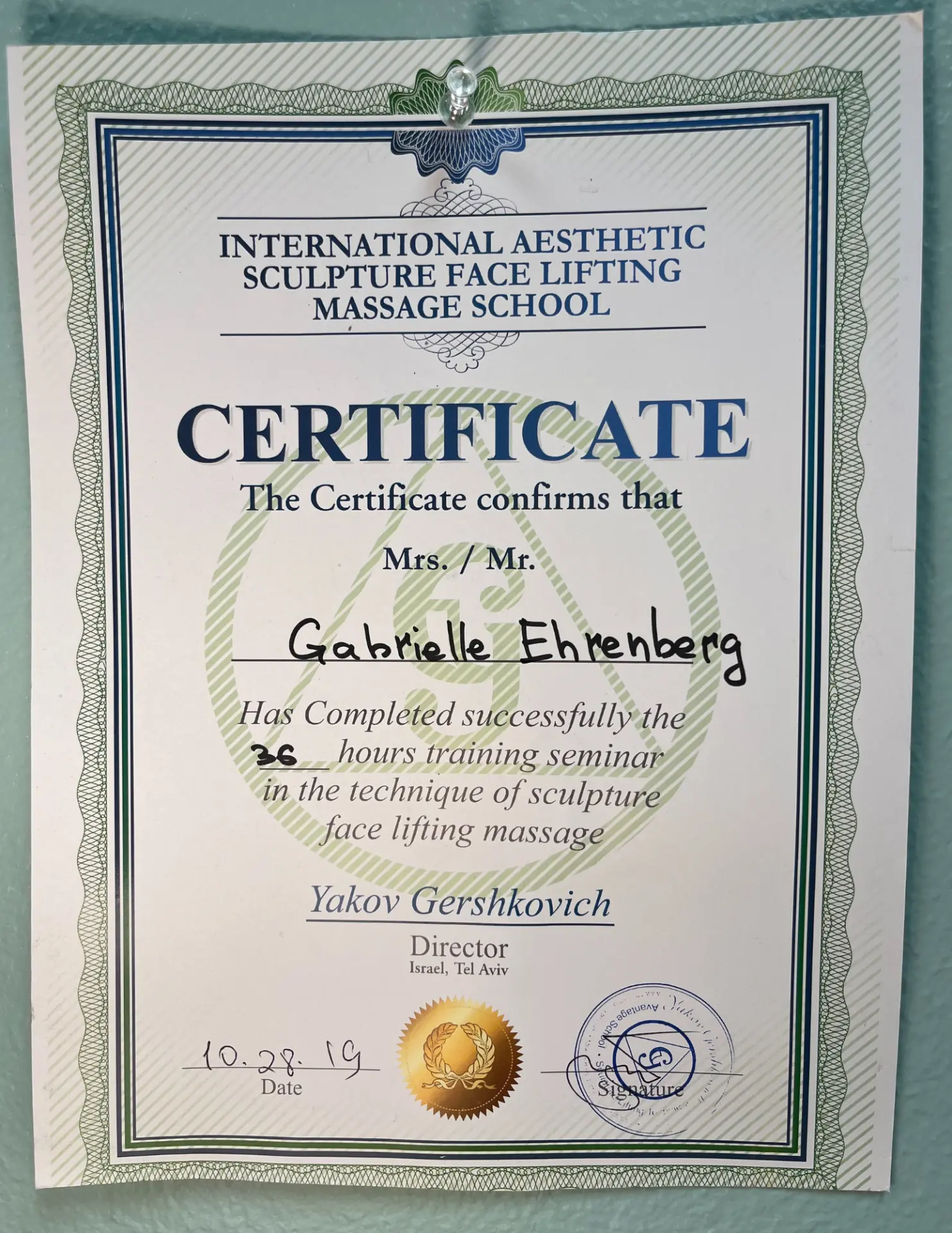 Certificate of completion for Sculpture Face Lifting Massage training